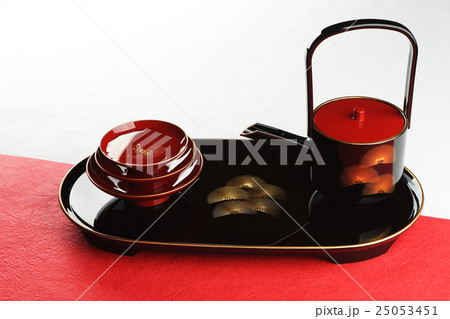 祝い酒　金箔入り（お正月、慶事） 25053451