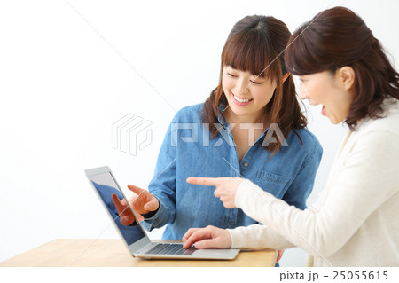 ノートパソコン 女性 ノートパソコン 女性 25055615