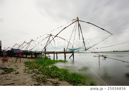 Chinese fishing nets, Cochin, India 25056856