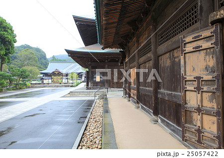 鎌倉建長寺　仏殿と法堂 25057422