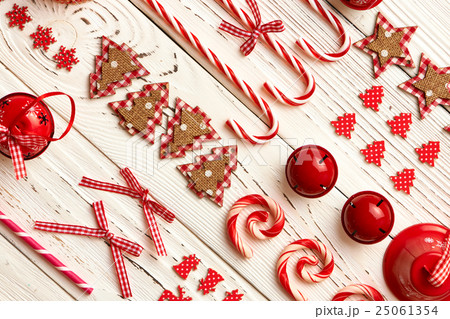 Christmas homemade decoration flat lay Christmas homemade decoration flat lay 25061354