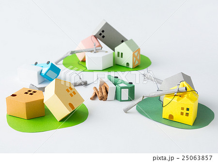 自然災害　地震　無電柱化　倒壊　ペーパークラフト 25063857