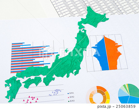 少子高齢化 日本地図 データ 人口ピラミッド グラフ 統計の写真素材