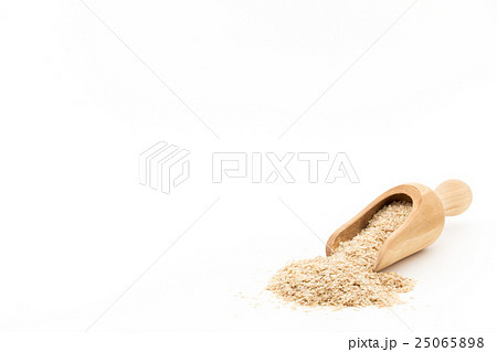 小麦胚芽:wheat germ 25065898