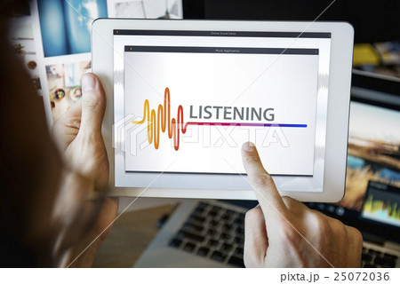 Online Music Multimedia Entertainment Sounds Concept Online Music Multimedia Entertainment Sounds Concept 25072036