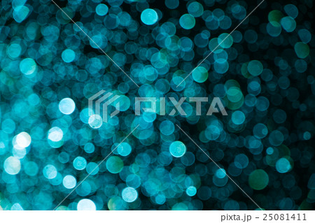 bokeh black background. 25081411