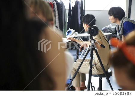 撮影の合間 25083387
