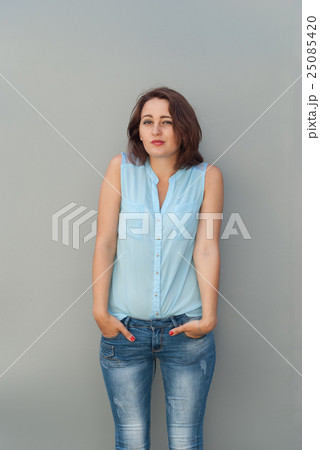 Beautiful young girl . Beautiful young girl . 25085420
