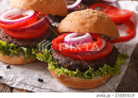vegetarian sandwiches 25085619
