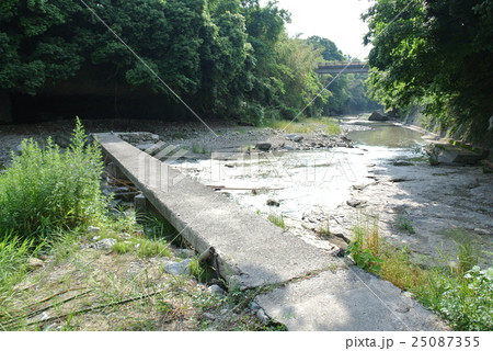 御坂サイフォン橋・志染川の眺め 御坂サイフォン橋・志染川の眺め 25087355