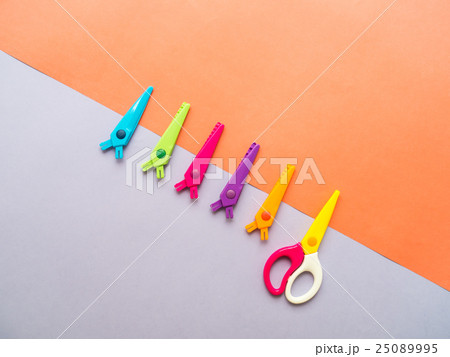 Colorful set of zigzag changable art scissors 25089995