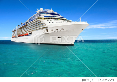 Cruise ship Cruise ship 25094724