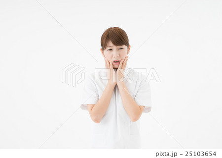 看護師 25103654