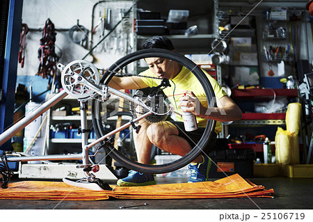 メッセンジャー 自転車整備 メッセンジャー 自転車整備 25106719