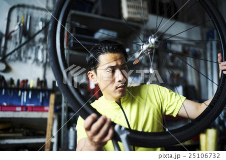 メッセンジャー　自転車整備 25106732