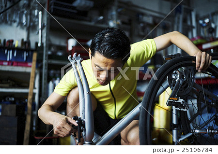 メッセンジャー 自転車整備 メッセンジャー 自転車整備 25106784