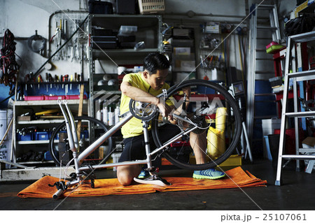 メッセンジャー　自転車整備 25107061