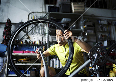 メッセンジャー　自転車整備 25107069