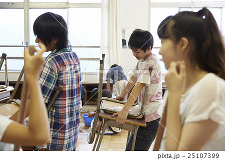 小学校 掃除イメージ 小学校 掃除イメージ 25107399