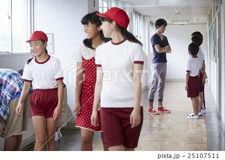 小学校　教育イメージ 25107511