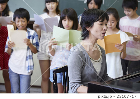 小学校 授業イメージ 小学校 授業イメージ 25107717