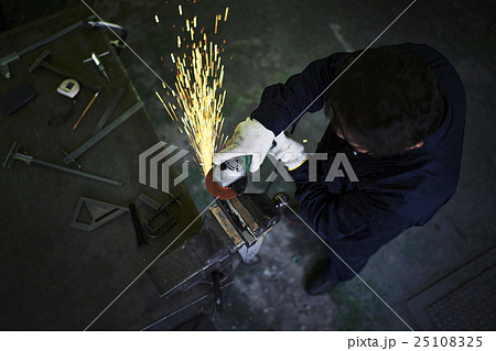 町工場の職人 25108325