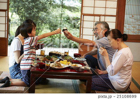 帰省先での昼食 帰省先での昼食 25108699