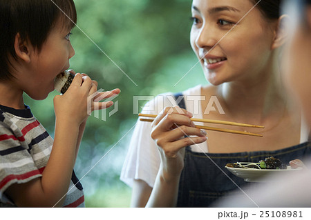 帰省先での昼食 帰省先での昼食 25108981