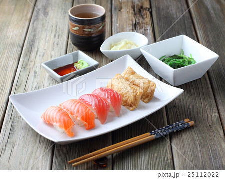 寿司 すし お寿司 25112022