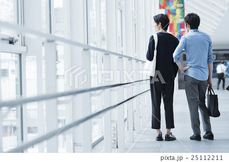 ネット企業 上司と部下 ネット企業 上司と部下 25112211