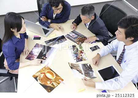 パンフレット写真決め、広告代理店 、編集部、広告制作会社、旅行代理店 パンフレット写真決め、広告代理店 、編集部、広告制作会社、旅行代理店 25112325