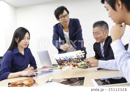 パンフレット写真決め、広告代理店　、編集部、広告制作会社、旅行代理店 25112328