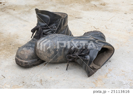 Safety leather shoe 25113616