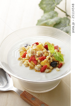 ヨーグルト グラノーラ ヨーグルト グラノーラ 25114548