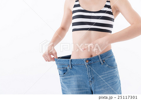 若い女性、ダイエット成功 25117301