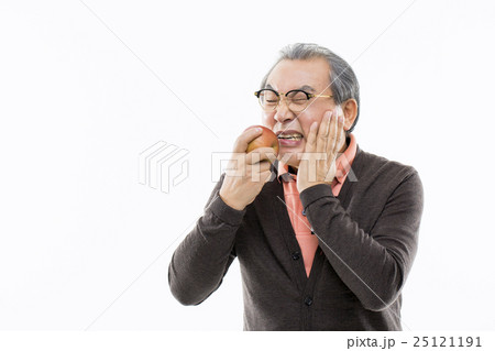Senior Life style Senior Life style 25121191