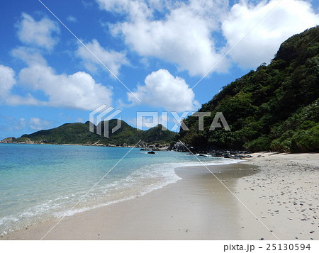 沖縄 慶良間諸島 座間味島 ビーチ 離島 海 自然 リラックス 沖縄 慶良間諸島 座間味島 ビーチ 離島 海 自然 リラックス 25130594