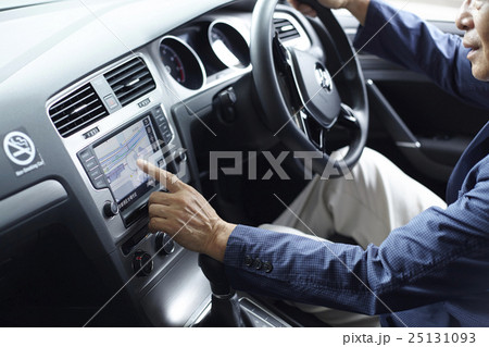 男性ドライバー 25131093