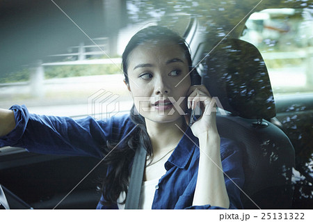 女性ドライバー 25131322