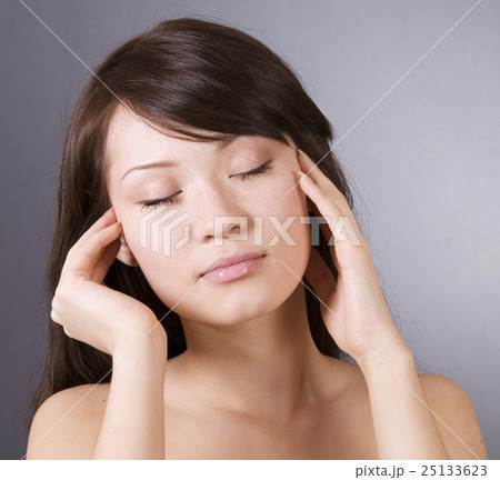 relaxing woman 25133623