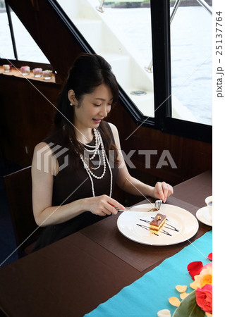 ランチ クルーズ ランチ クルーズ 25137764