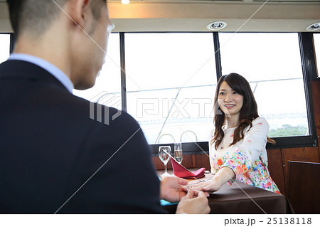 プロポーズ　クルーズ 25138118