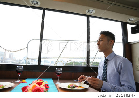 ランチ　クルーズ 25138247