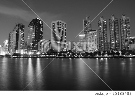 Monochrome  of Bangkok Downtown City 25138482