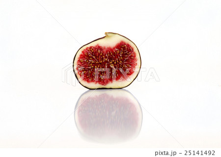 Fresh figs isolated on white with reflection Fresh figs isolated on white with reflection 25141492
