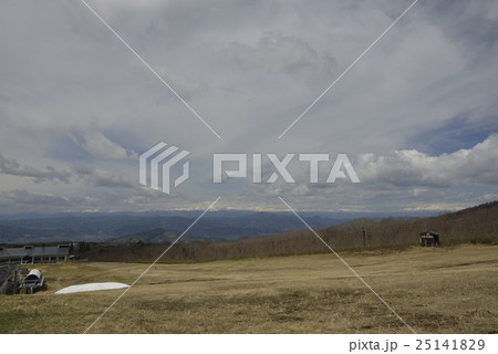 蔵王・坊平高原の春（山形県） 25141829