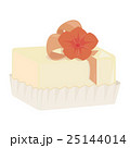 Cream and flower petitefour 25144014