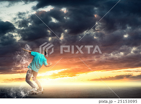 Teenager boy on skate 25153095