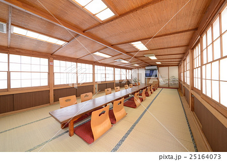 屋形船船内の和室 屋形船船内の和室 25164073