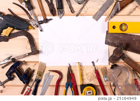 Old Hand Tool Old Hand Tool 25164949